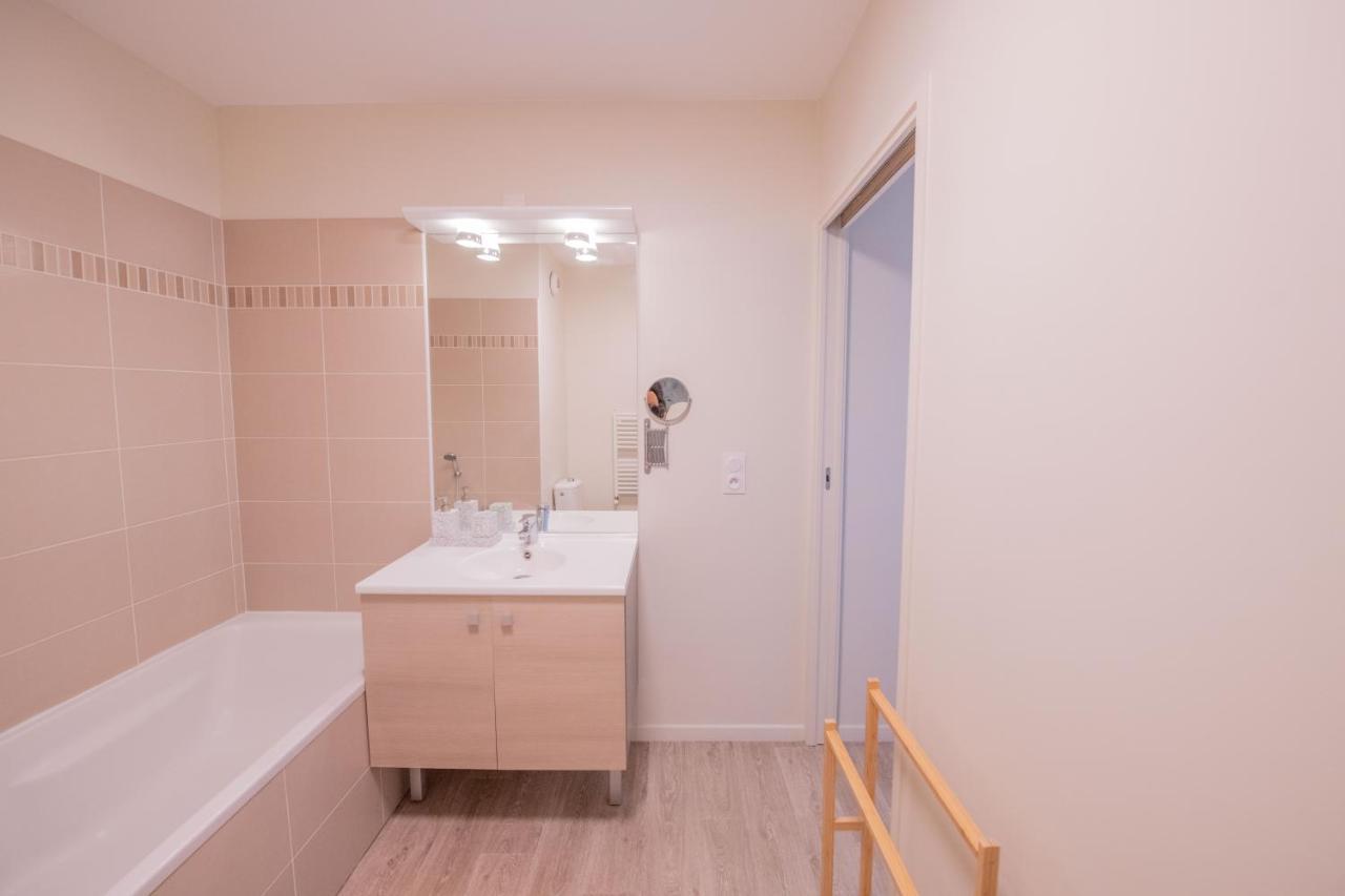 Machouart Le Duplex -Parking Gratuit Equipee Commodites- Apartment Обервил Екстериор снимка
